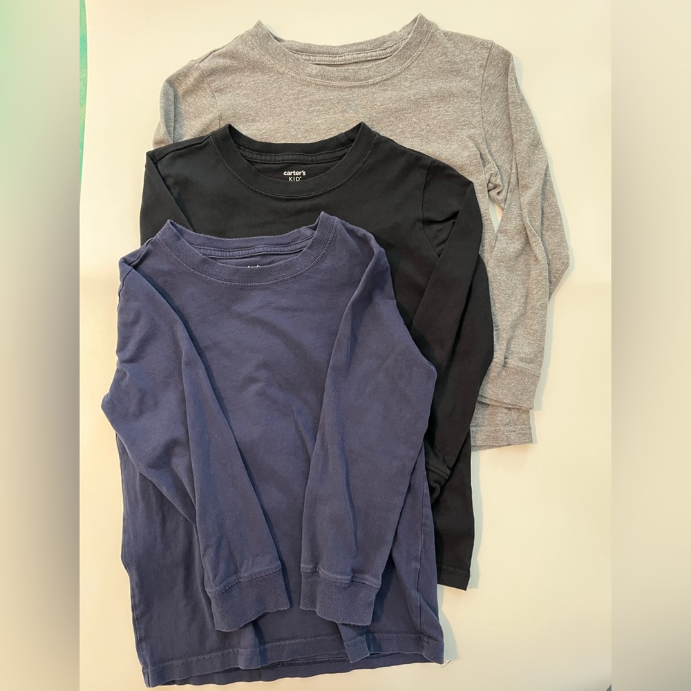 Carter’s Kid Lot of 3 Long Sleeve Shirts. Size 7. Good Used Condition.